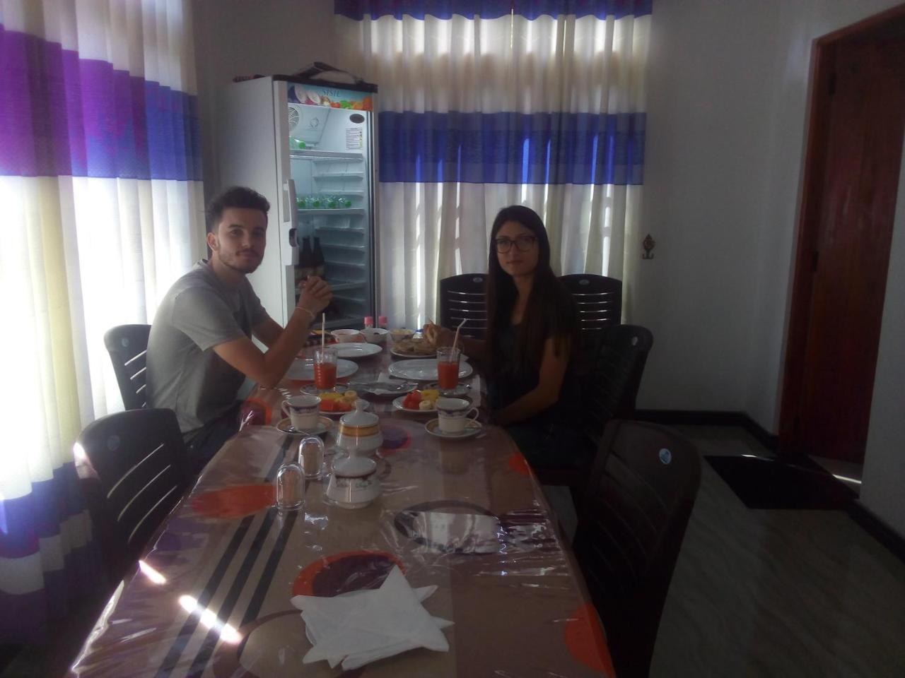 מלון נלת'אניה Lavendra Guset House מראה חיצוני תמונה