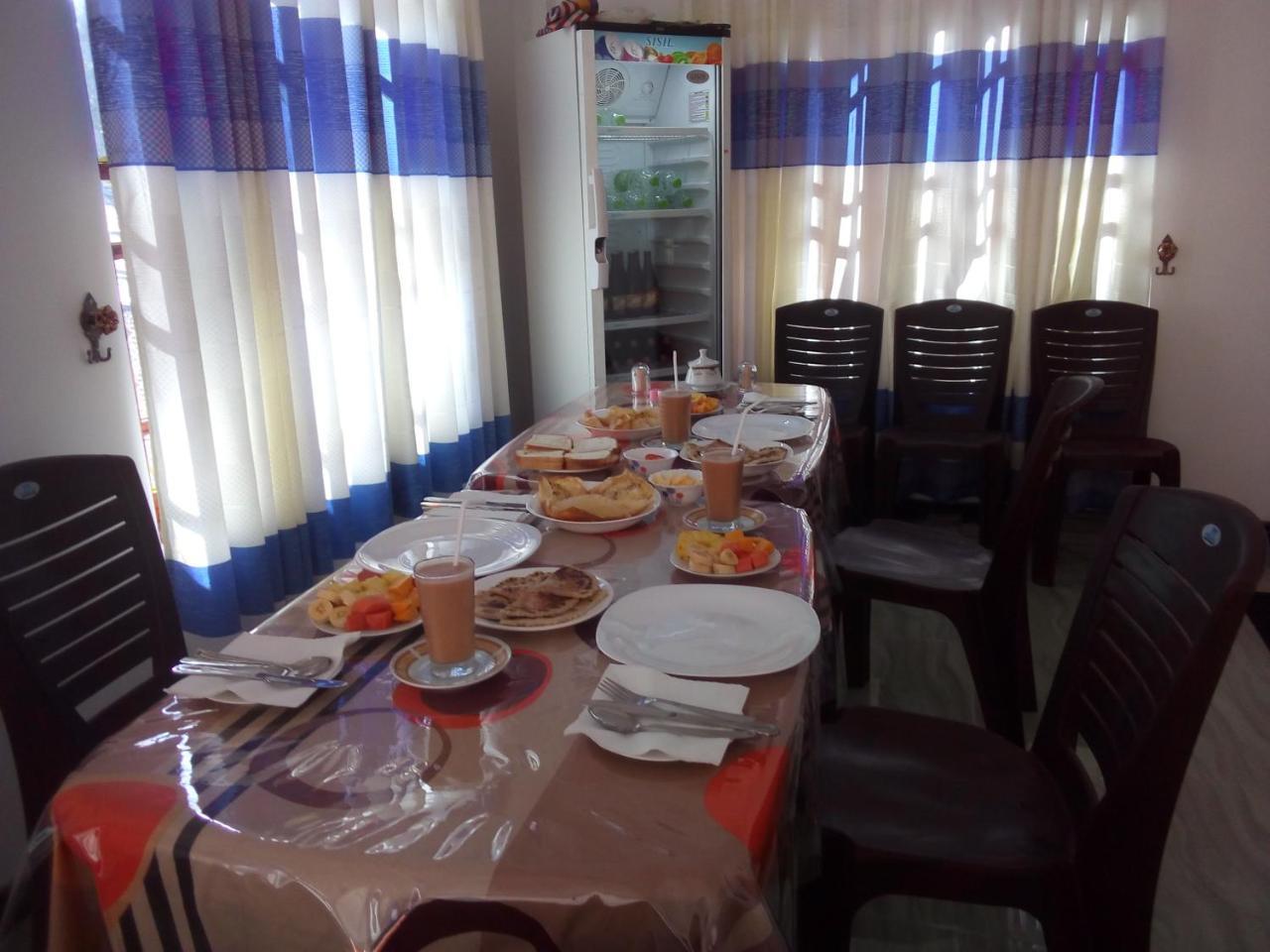 מלון נלת'אניה Lavendra Guset House מראה חיצוני תמונה