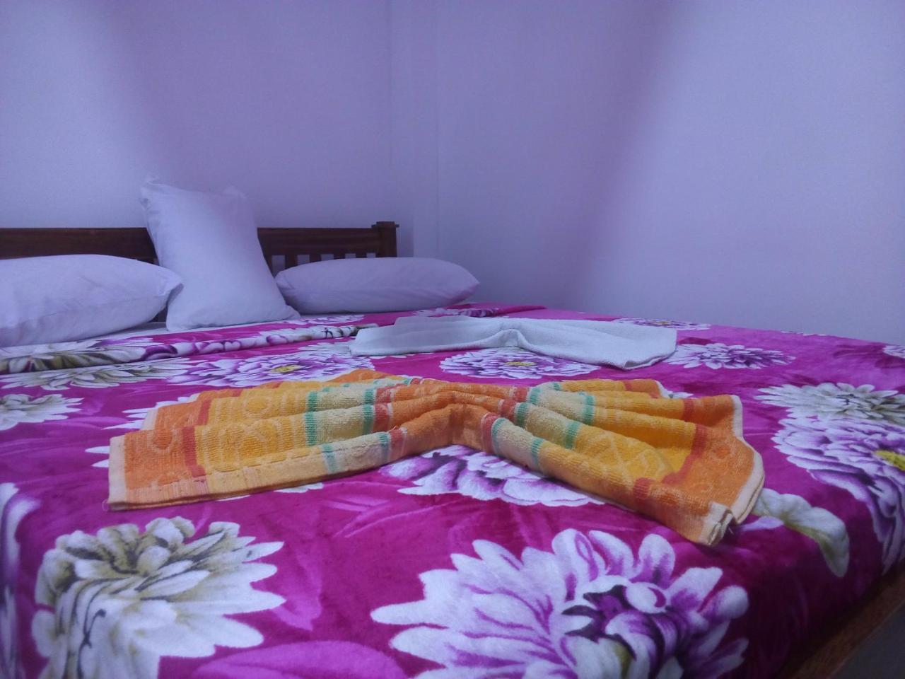 מלון נלת'אניה Lavendra Guset House מראה חיצוני תמונה